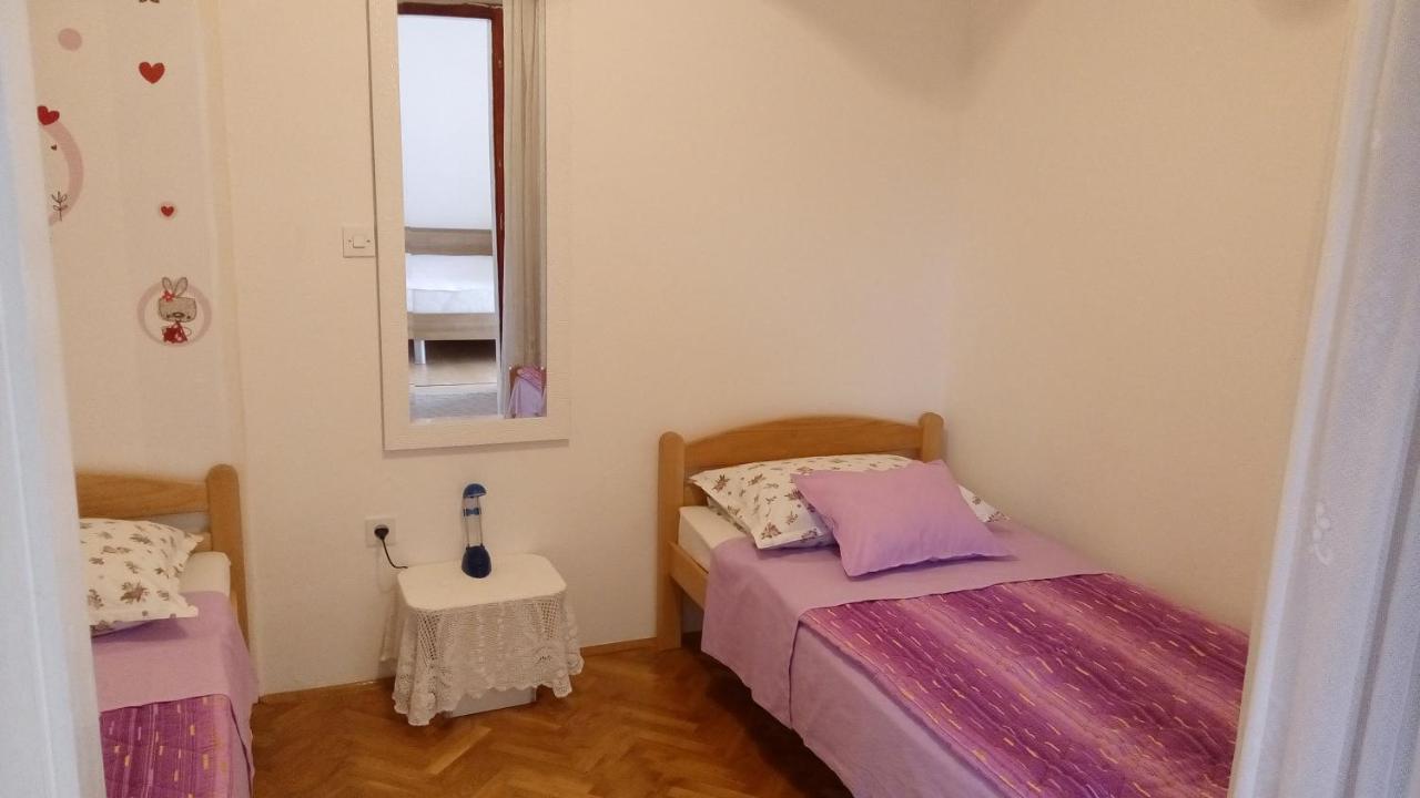 Apartments Tinka Grebaštica エクステリア 写真